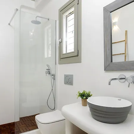 Yasemin Калафатис