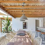 Yasemin - Mykonos Paradise - Views - Pool - Large Garden Villa Kalafatis